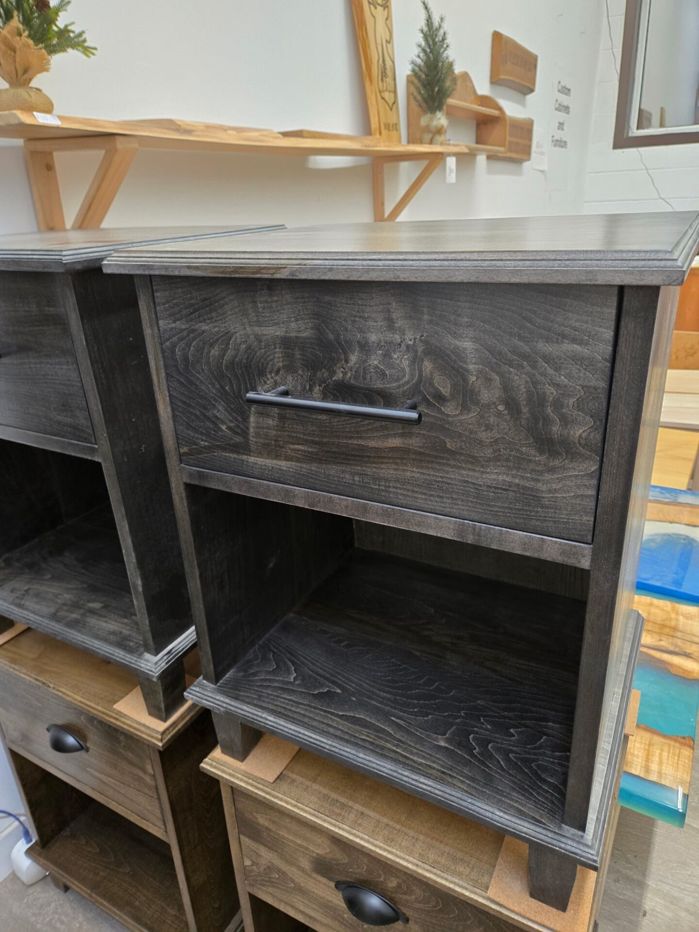 Maple End Table - Image 4